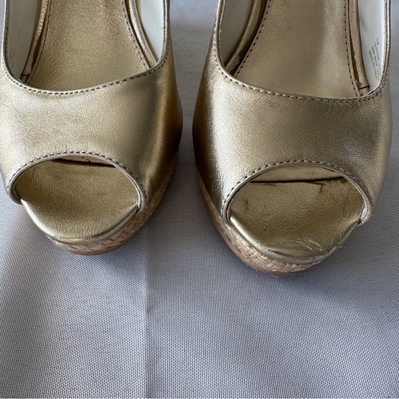 Lilly Pulitzer Gigi Gold Leather Wedge Espadrille Sandals Size 7 - Picture 4 of 12
